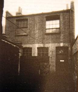 The inner courtyard at 127 Ossulston Street in the mid 1920s