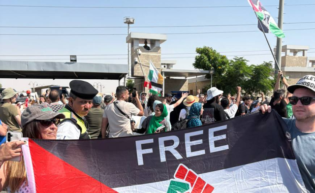 Breaking the siege on Gaza